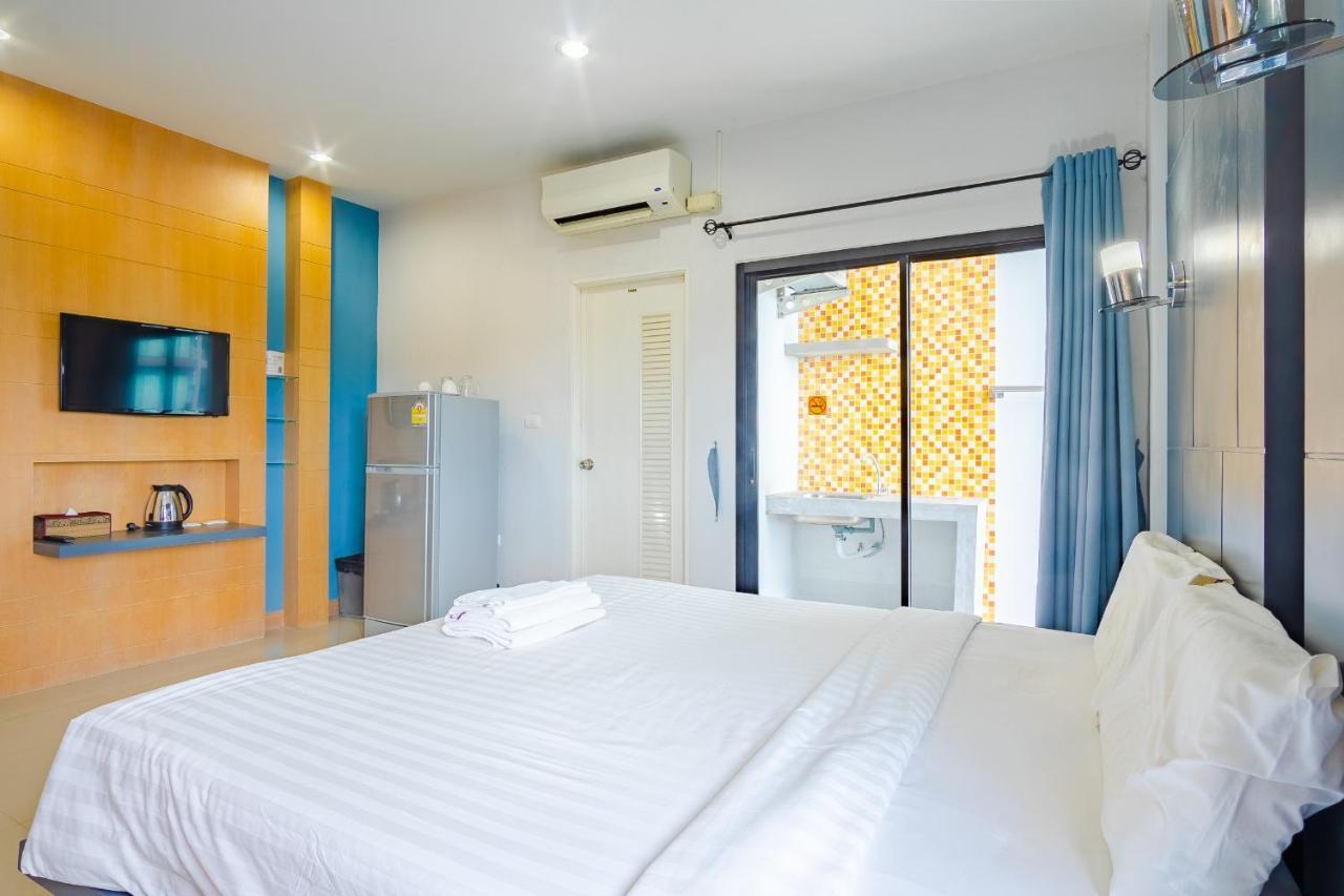 Oyo 303 Phoomjai House Apartment Chalong Exterior photo
