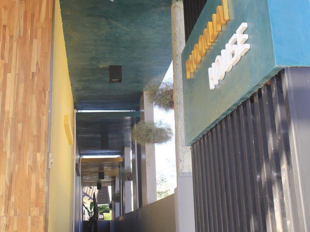 Oyo 303 Phoomjai House Apartment Chalong Exterior photo