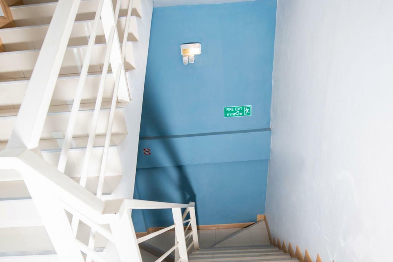 Oyo 303 Phoomjai House Apartment Chalong Exterior photo